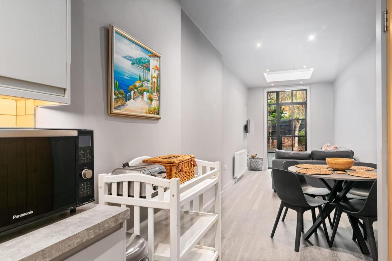 Lovely 2-Bed Apartment - Hosted By Guestready 伦敦 外观 照片