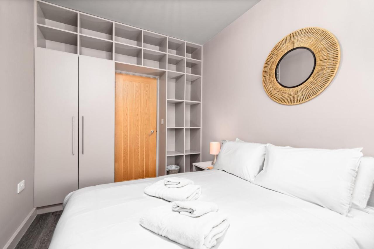 Lovely 2-Bed Apartment - Hosted By Guestready 伦敦 外观 照片