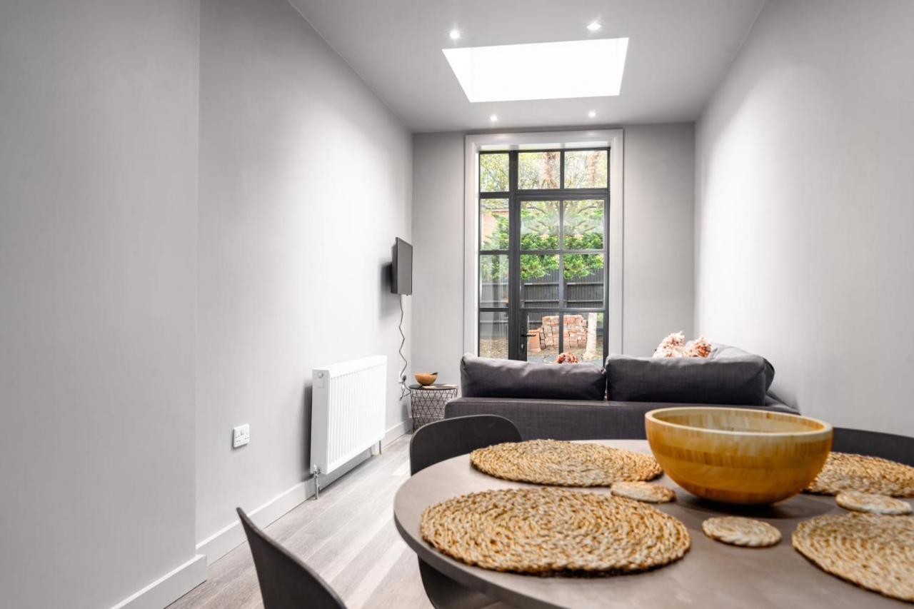 Lovely 2-Bed Apartment - Hosted By Guestready 伦敦 外观 照片