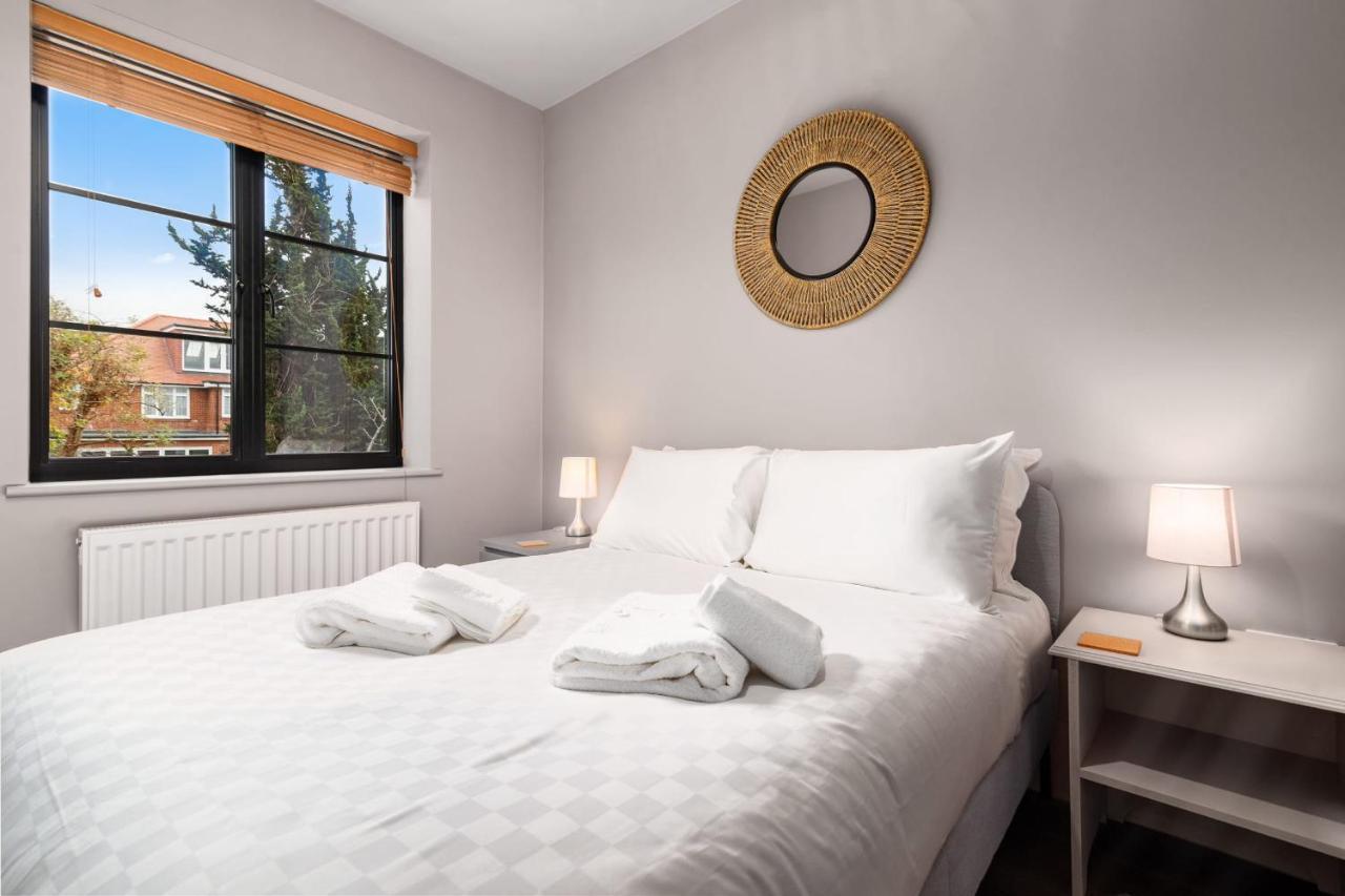 Lovely 2-Bed Apartment - Hosted By Guestready 伦敦 外观 照片