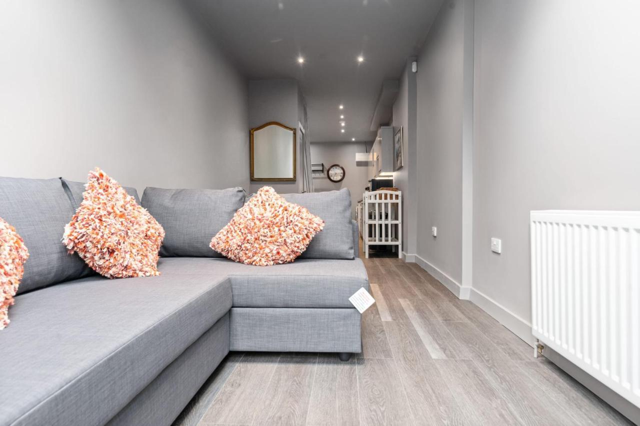 Lovely 2-Bed Apartment - Hosted By Guestready 伦敦 外观 照片