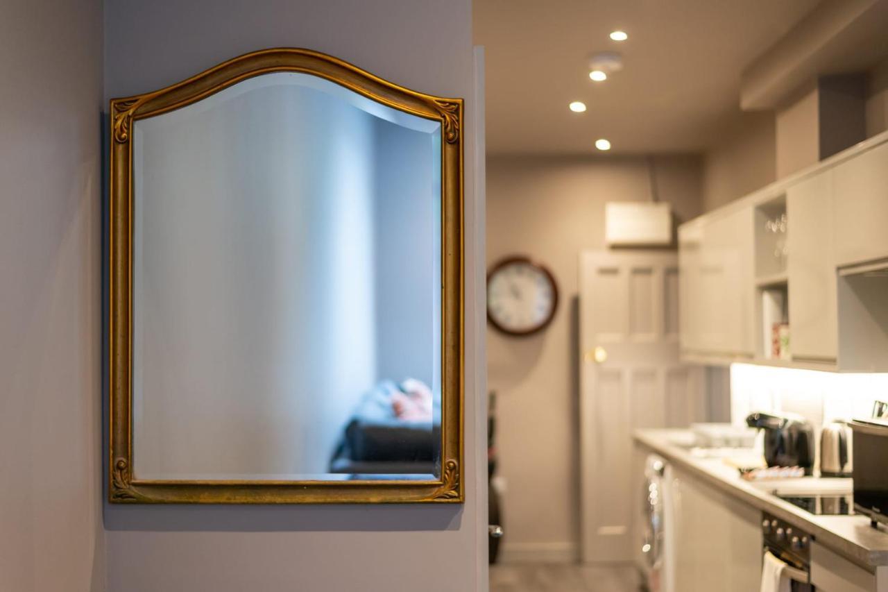 Lovely 2-Bed Apartment - Hosted By Guestready 伦敦 外观 照片