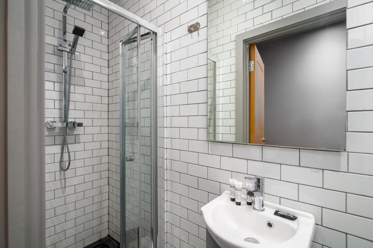 Lovely 2-Bed Apartment - Hosted By Guestready 伦敦 外观 照片